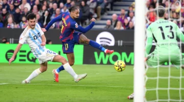 ثنائية رافينيا.. برشلونة يتجاوز تعثر الشوط الأول أمام ريال أوفييدو بالدوري الإسباني